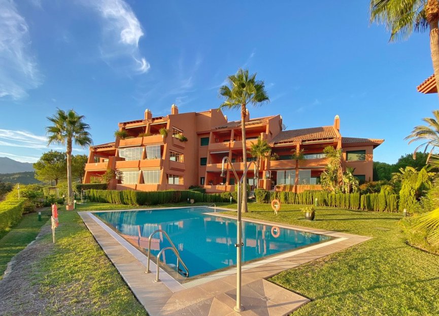 Resale - Apartment - Top Floor Apartment - Marbella - Marbella Centro