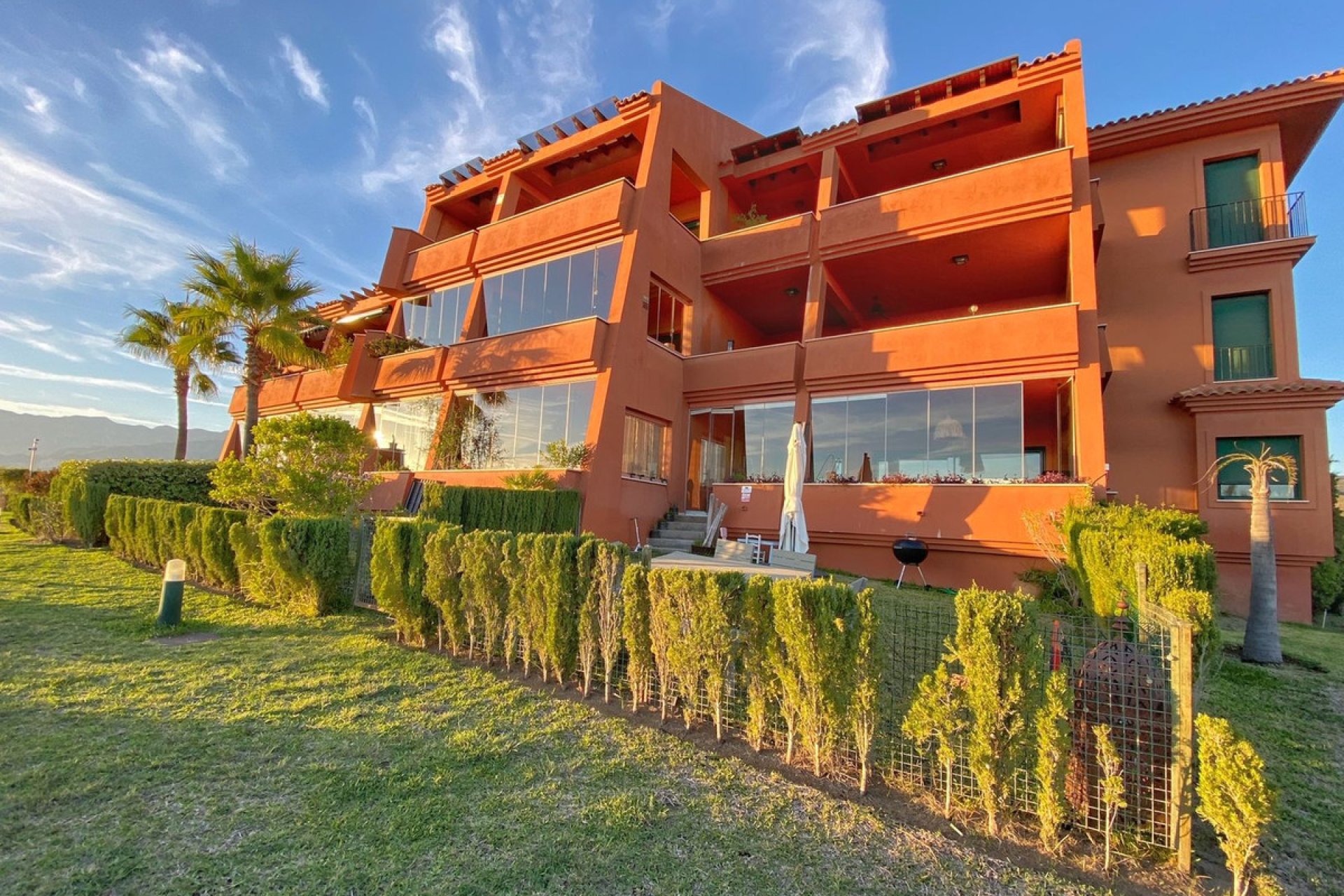 Resale - Apartment - Top Floor Apartment - Marbella - Marbella Centro