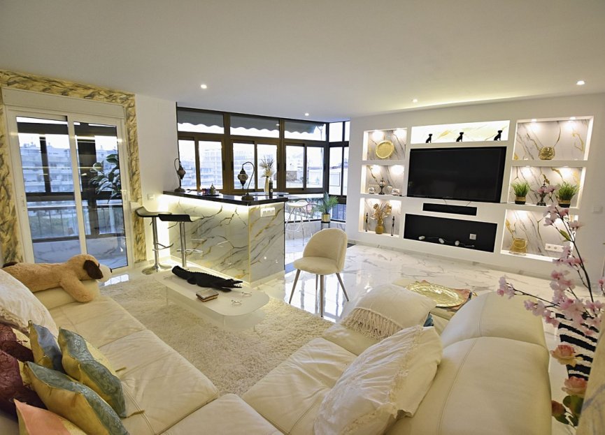 Resale - Apartment - Top Floor Apartment - Marbella - Marbella Centro