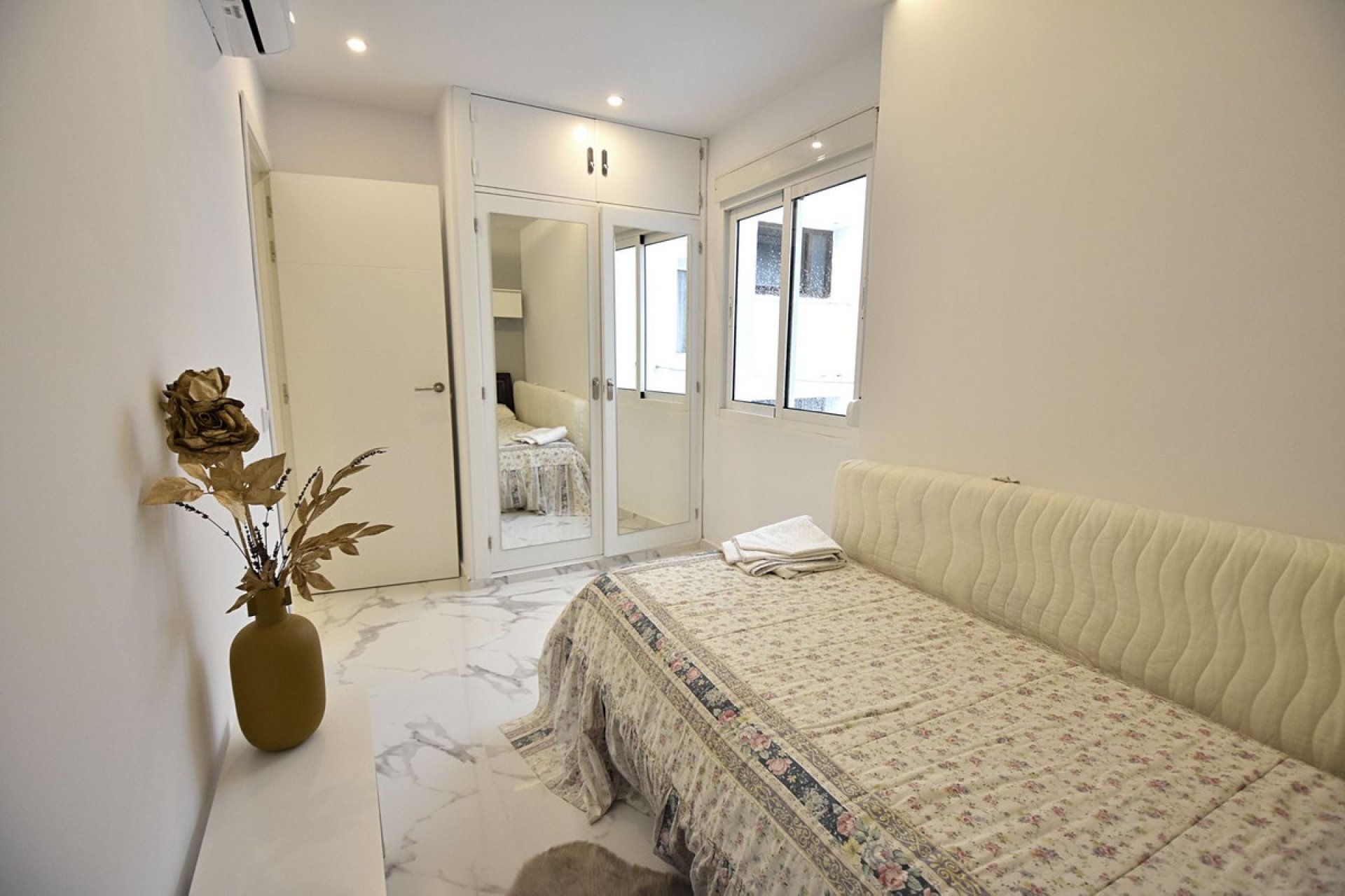 Resale - Apartment - Top Floor Apartment - Marbella - Marbella Centro