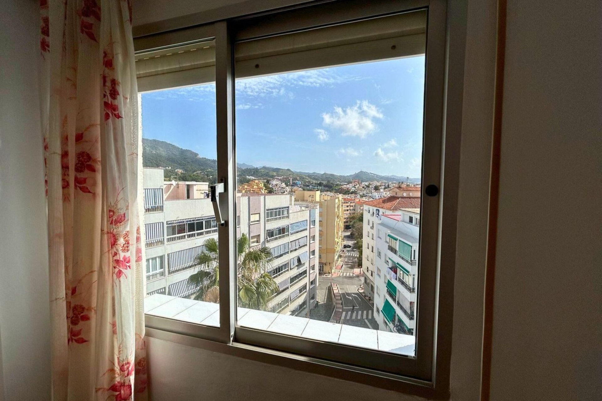 Resale - Apartment - Top Floor Apartment - Marbella - Marbella Centro