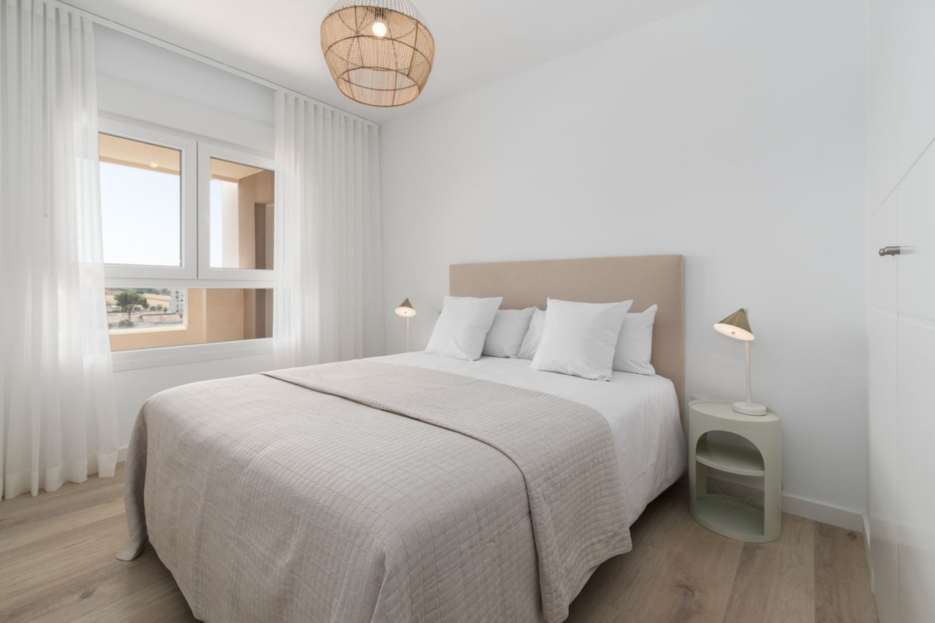 Resale - Apartment - Top Floor Apartment - Marbella - Nueva Andalucia