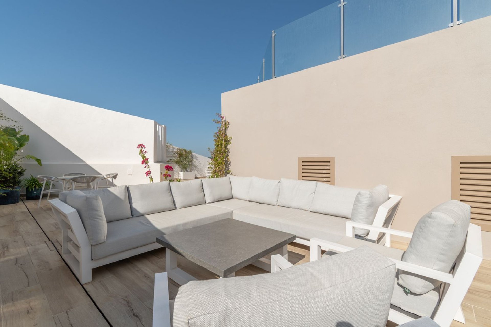 Resale - Apartment - Top Floor Apartment - Marbella - Nueva Andalucia
