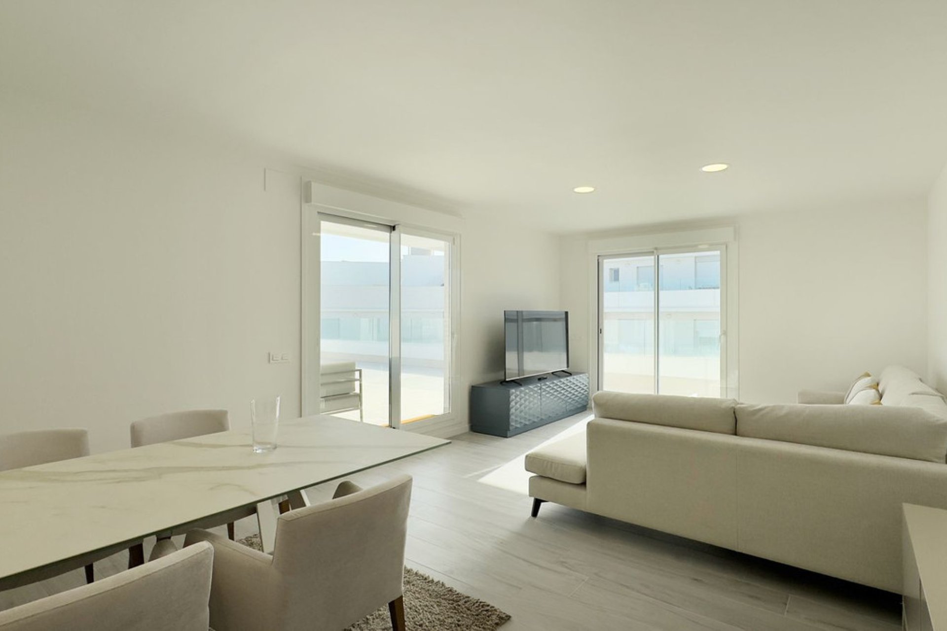 Resale - Apartment - Top Floor Apartment - Marbella - Nueva Andalucia