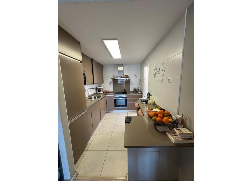 Resale - Apartment - Top Floor Apartment - Marbella - Nueva Andalucia