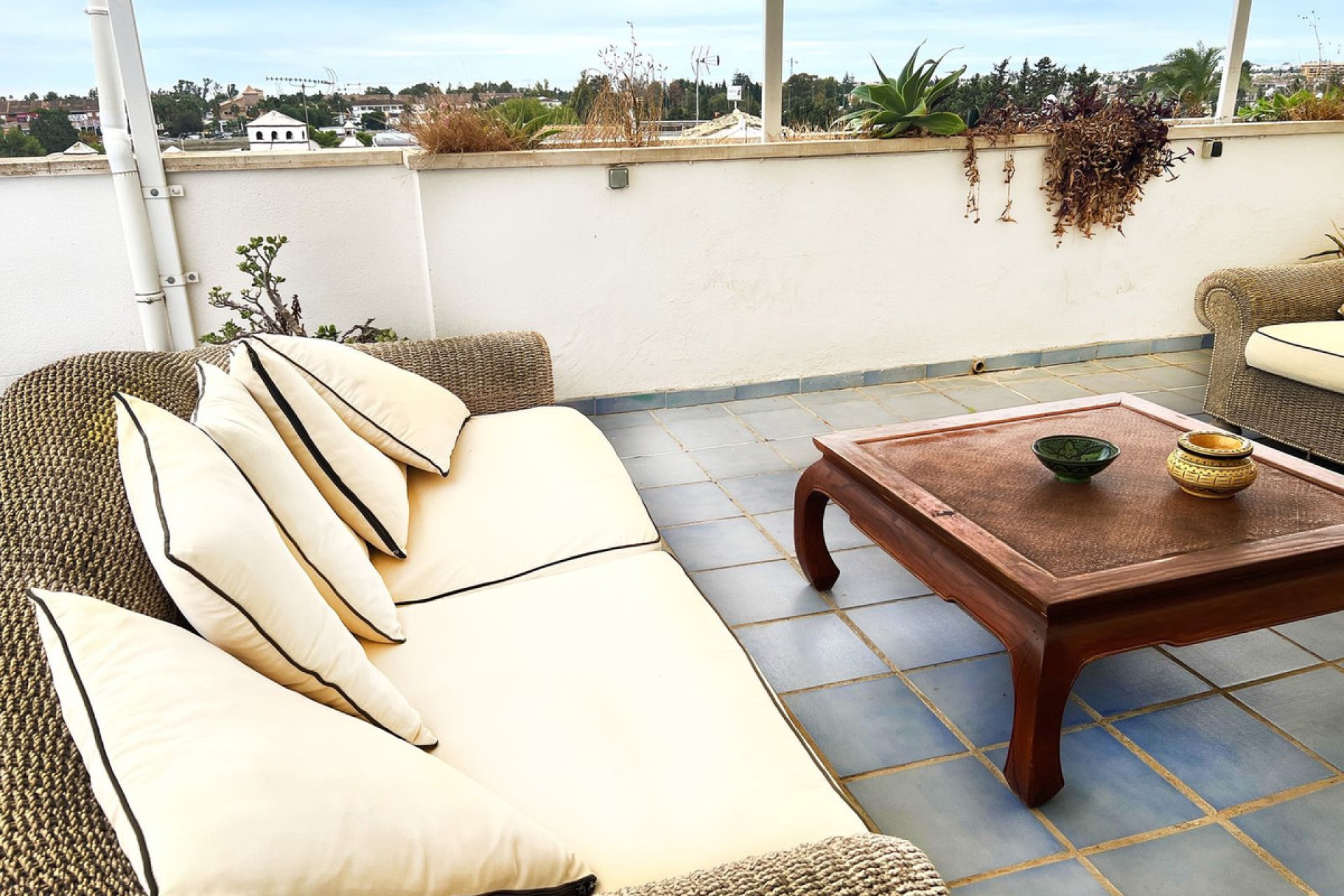 Resale - Apartment - Top Floor Apartment - Marbella - Nueva Andalucia