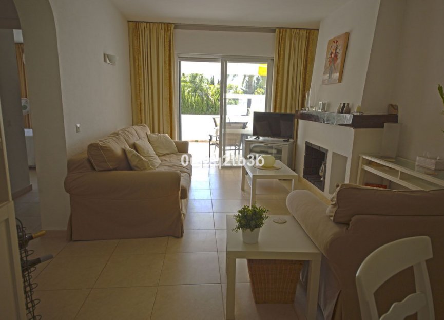 Resale - Apartment - Top Floor Apartment - Marbella - Nueva Andalucia