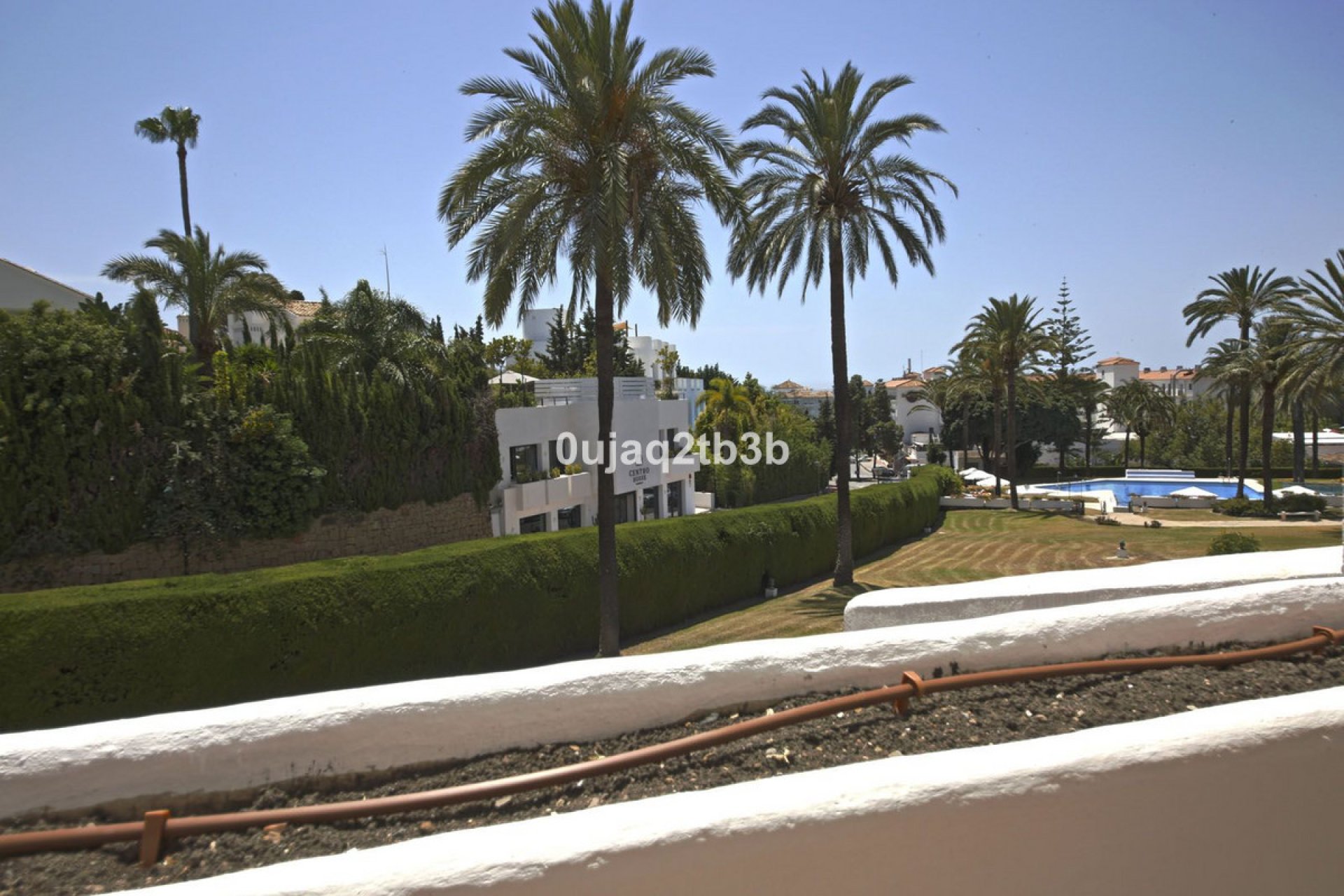 Resale - Apartment - Top Floor Apartment - Marbella - Nueva Andalucia