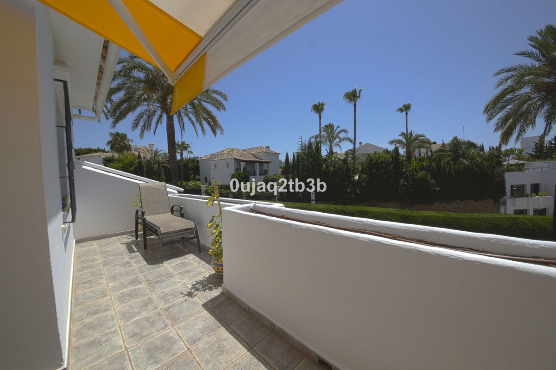 Resale - Apartment - Top Floor Apartment - Marbella - Nueva Andalucia