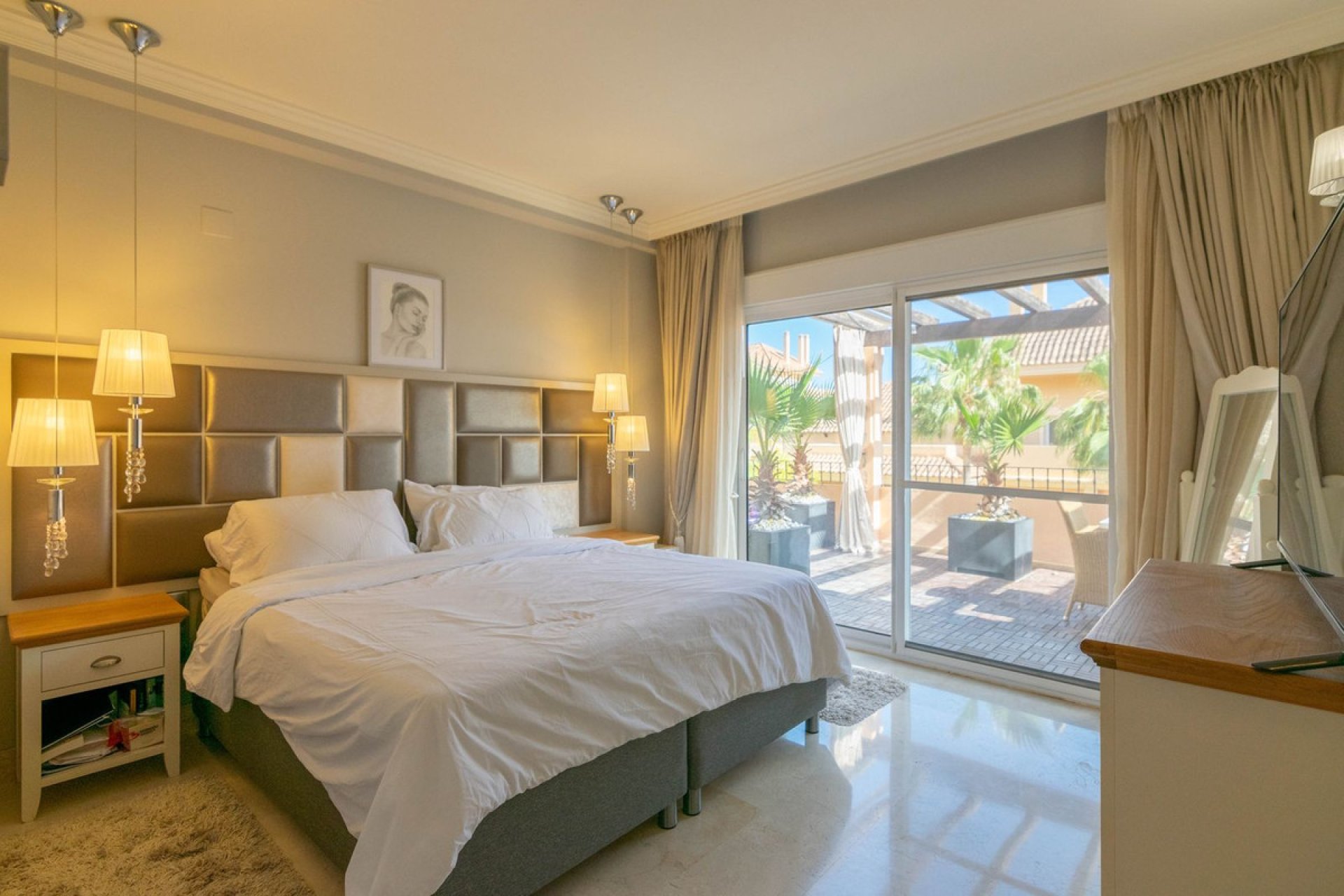 Resale - Apartment - Top Floor Apartment - Marbella - Nueva Andalucia