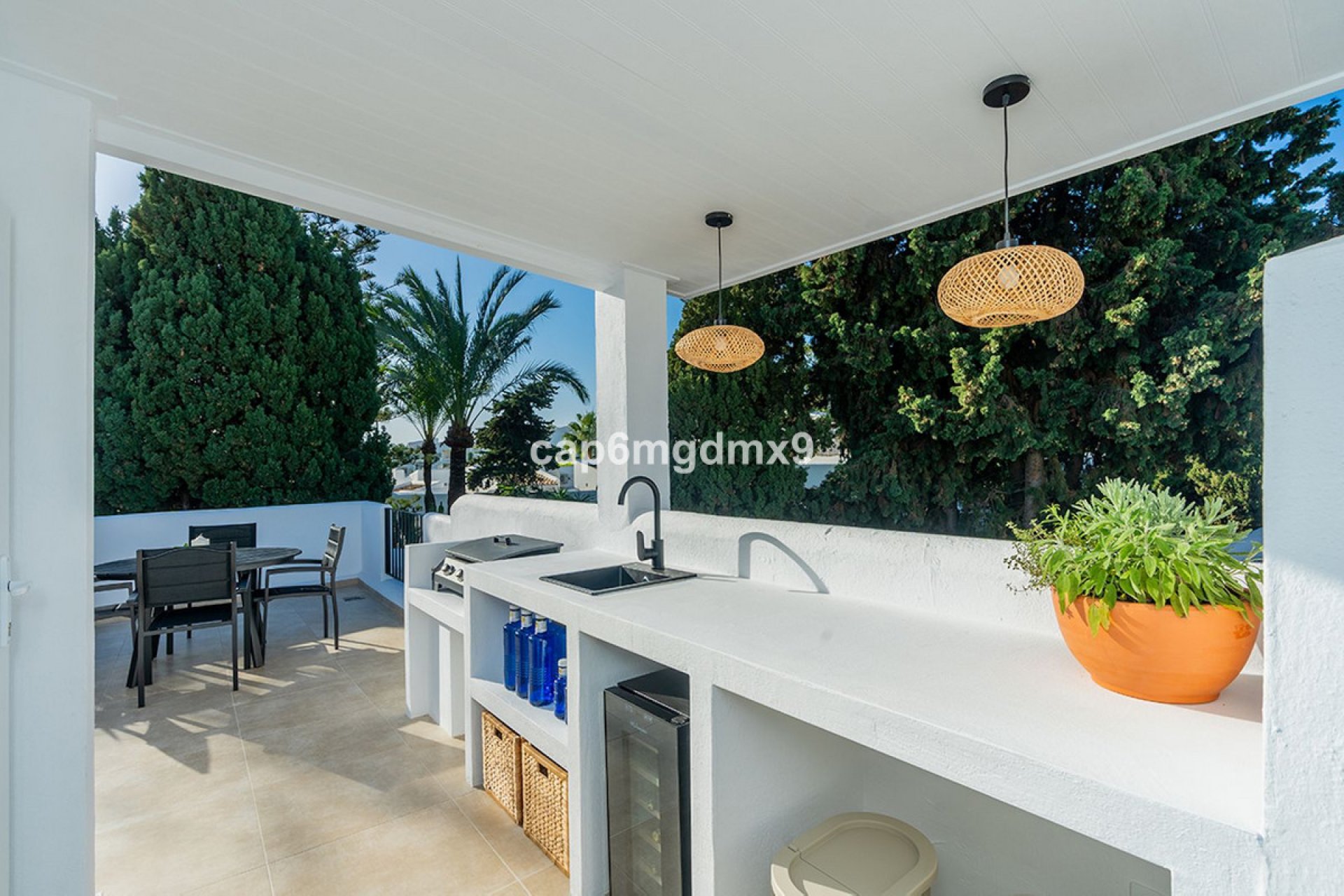 Resale - Apartment - Top Floor Apartment - Marbella - Nueva Andalucia