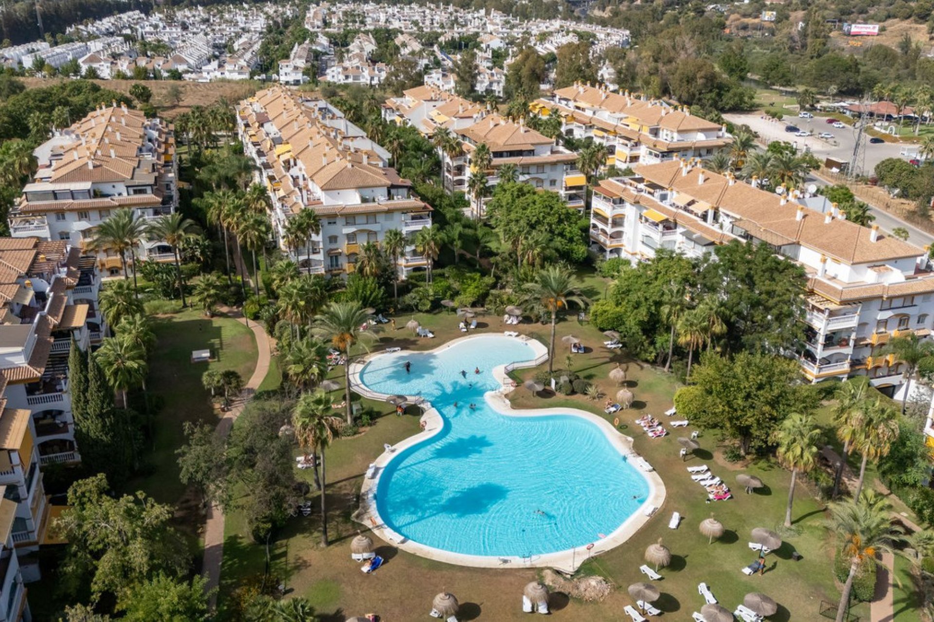 Resale - Apartment - Top Floor Apartment - Marbella - Nueva Andalucia