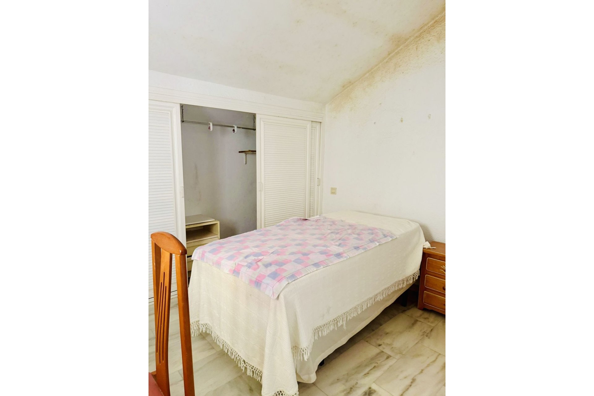 Resale - Apartment - Top Floor Apartment - Marbella - Nueva Andalucia