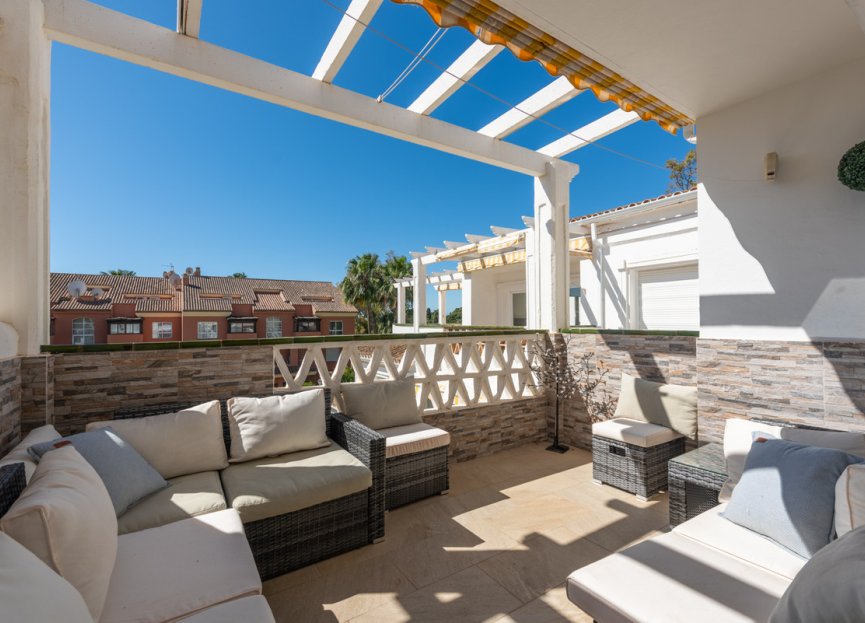 Resale - Apartment - Top Floor Apartment - Marbella - Puerto Banús