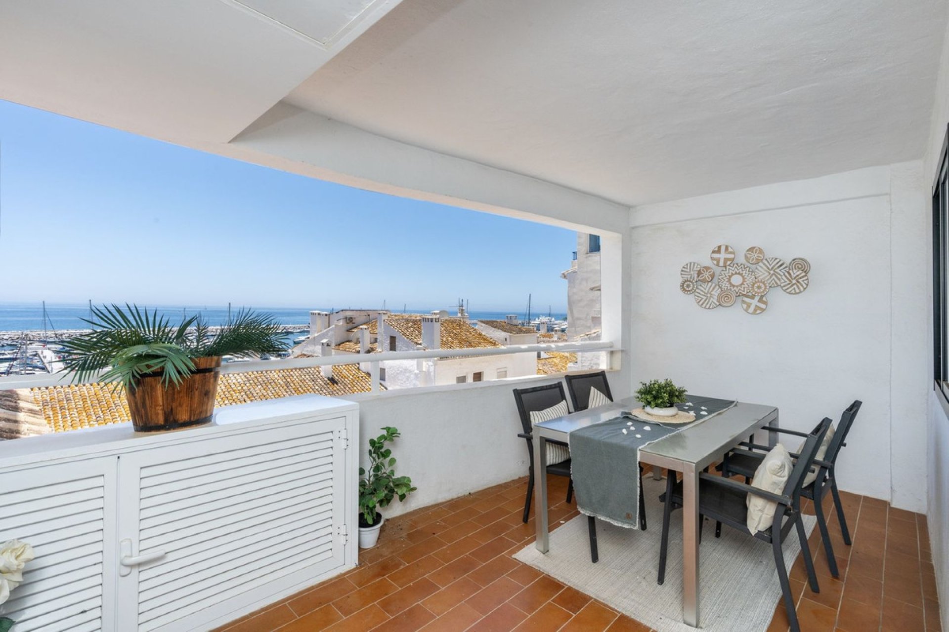 Resale - Apartment - Top Floor Apartment - Marbella - Puerto Banús