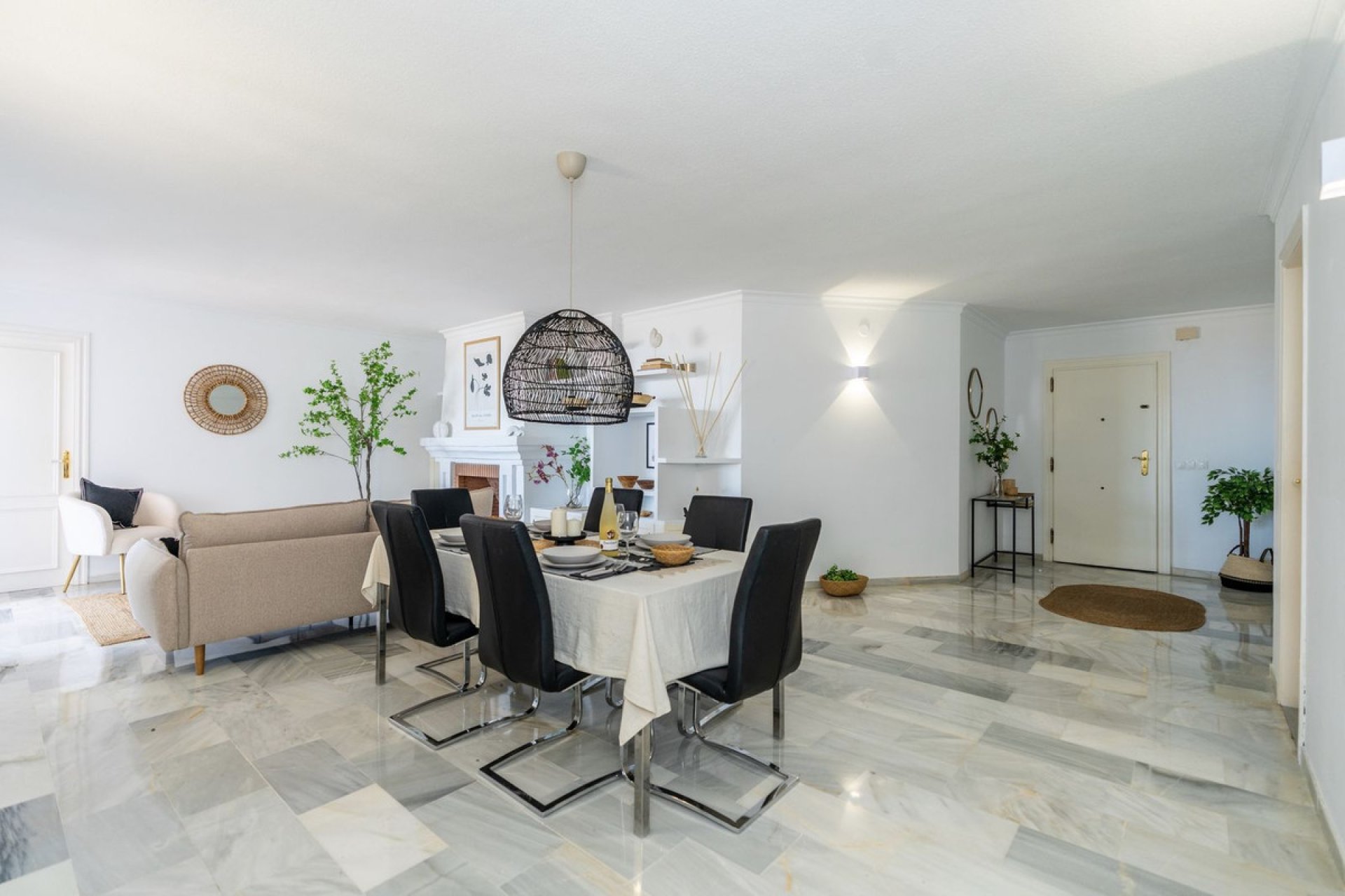 Resale - Apartment - Top Floor Apartment - Marbella - Puerto Banús