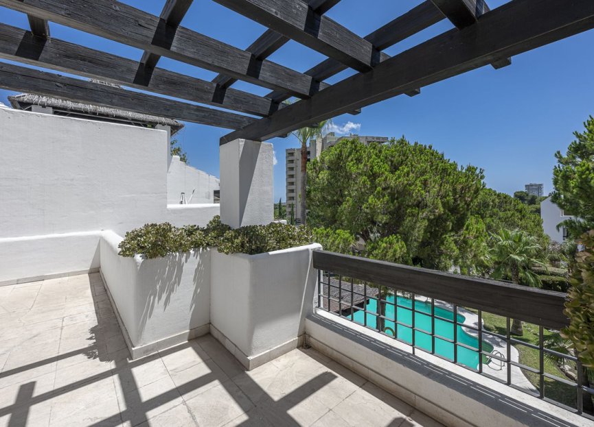 Resale - Apartment - Top Floor Apartment - Marbella - Río Real