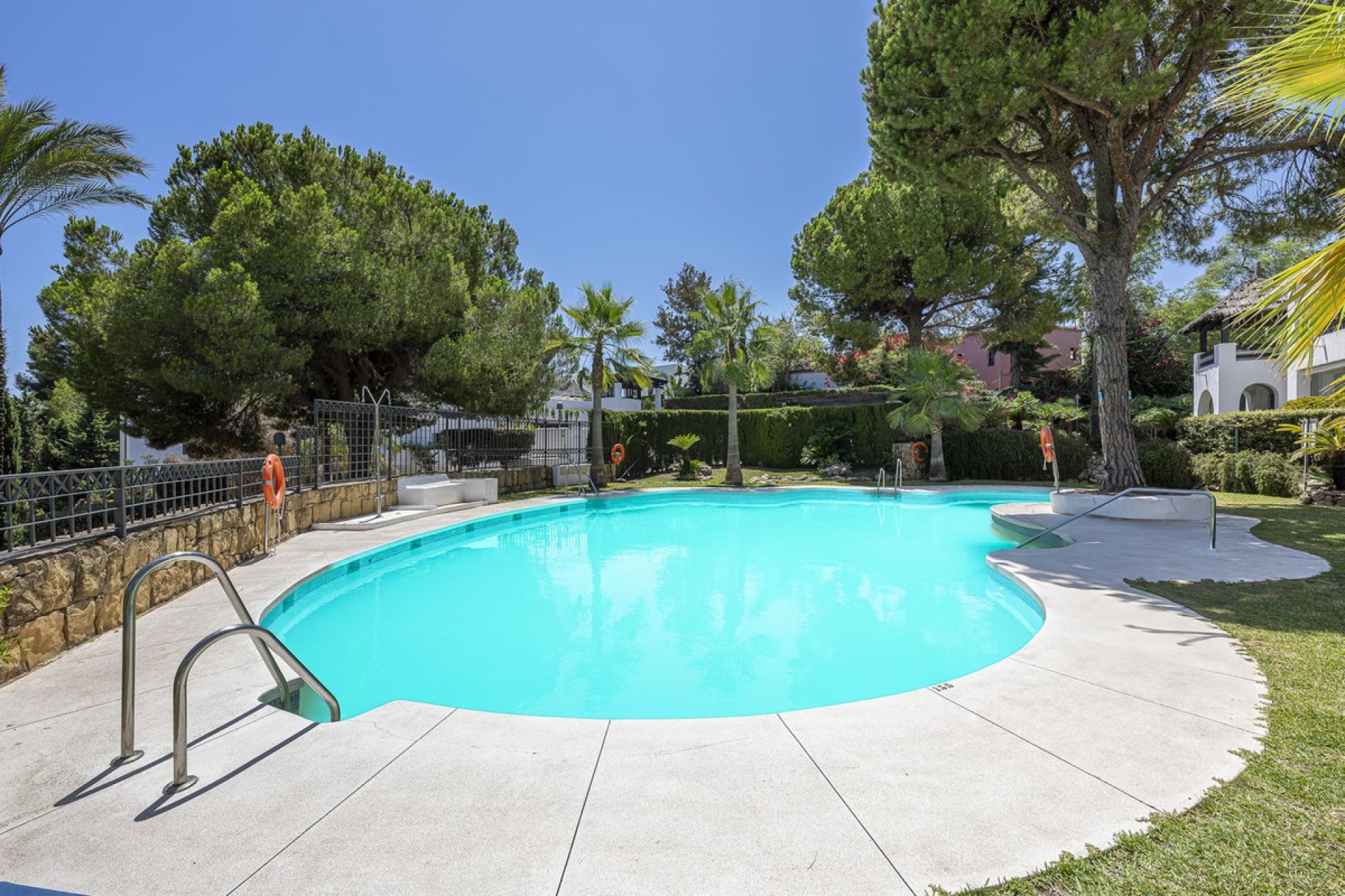 Resale - Apartment - Top Floor Apartment - Marbella - Río Real