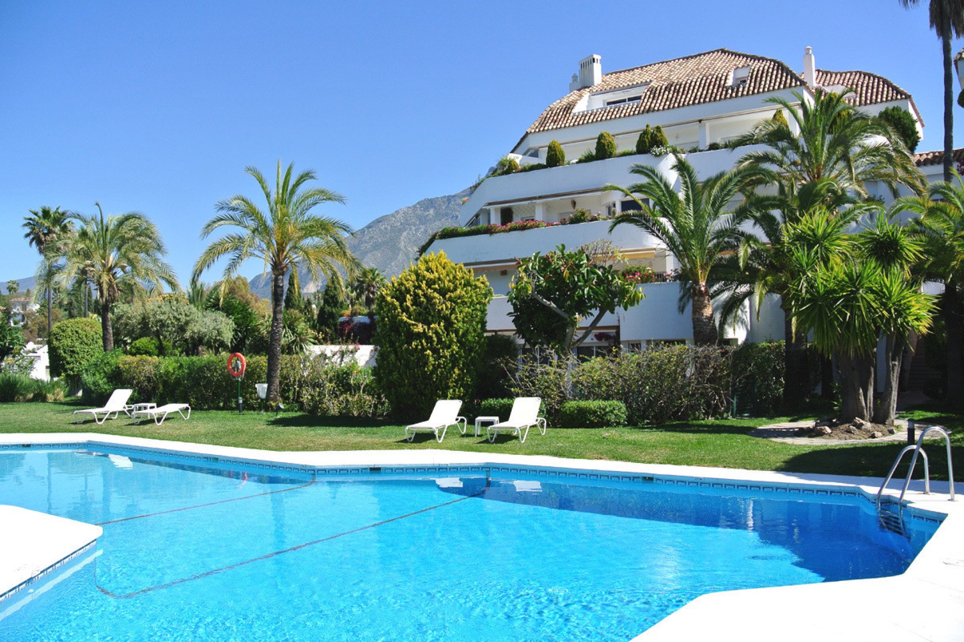 Resale - Apartment - Top Floor Apartment - Marbella - The Golden Mile