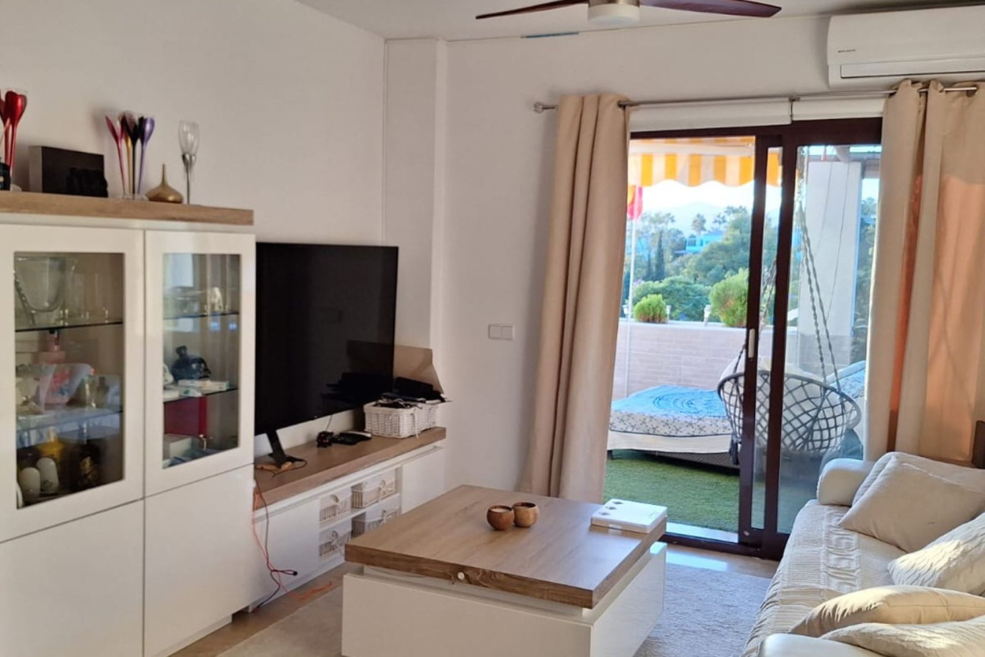 Resale - Apartment - Top Floor Apartment - Marbella