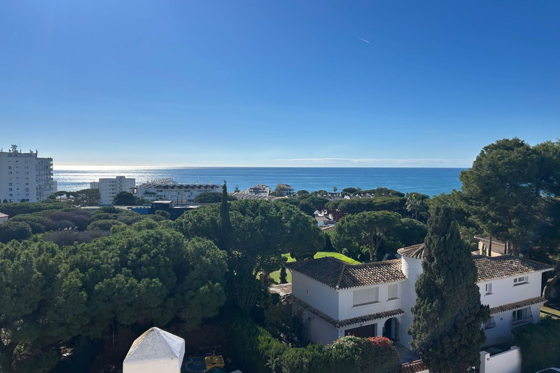 Resale - Apartment - Top Floor Apartment - Mijas - Calahonda