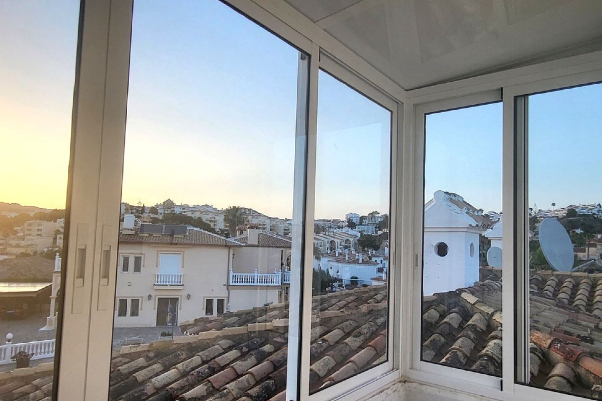 Resale - Apartment - Top Floor Apartment - Mijas - Riviera Del Sol