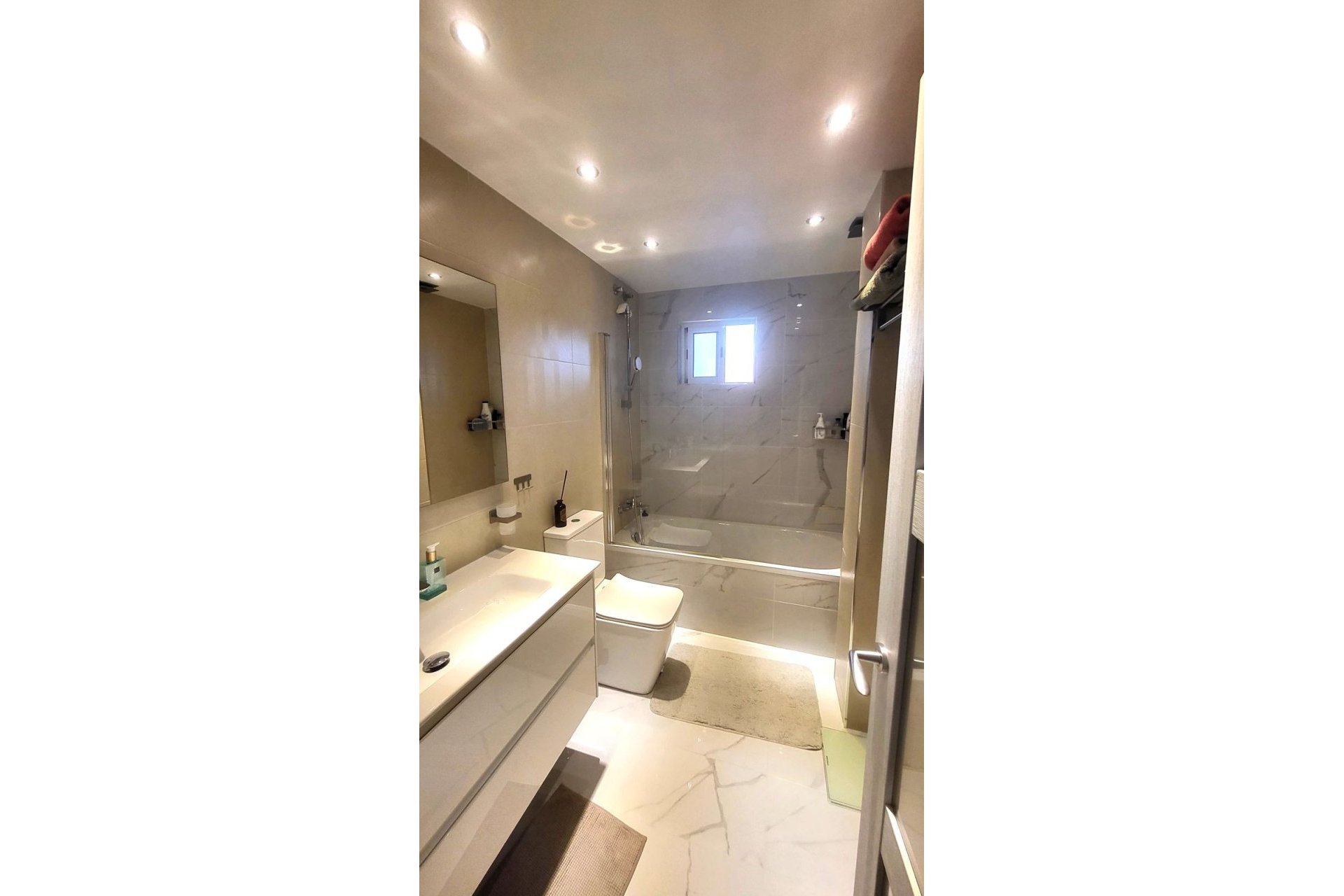 Resale - Apartment - Top Floor Apartment - Mijas - Riviera Del Sol