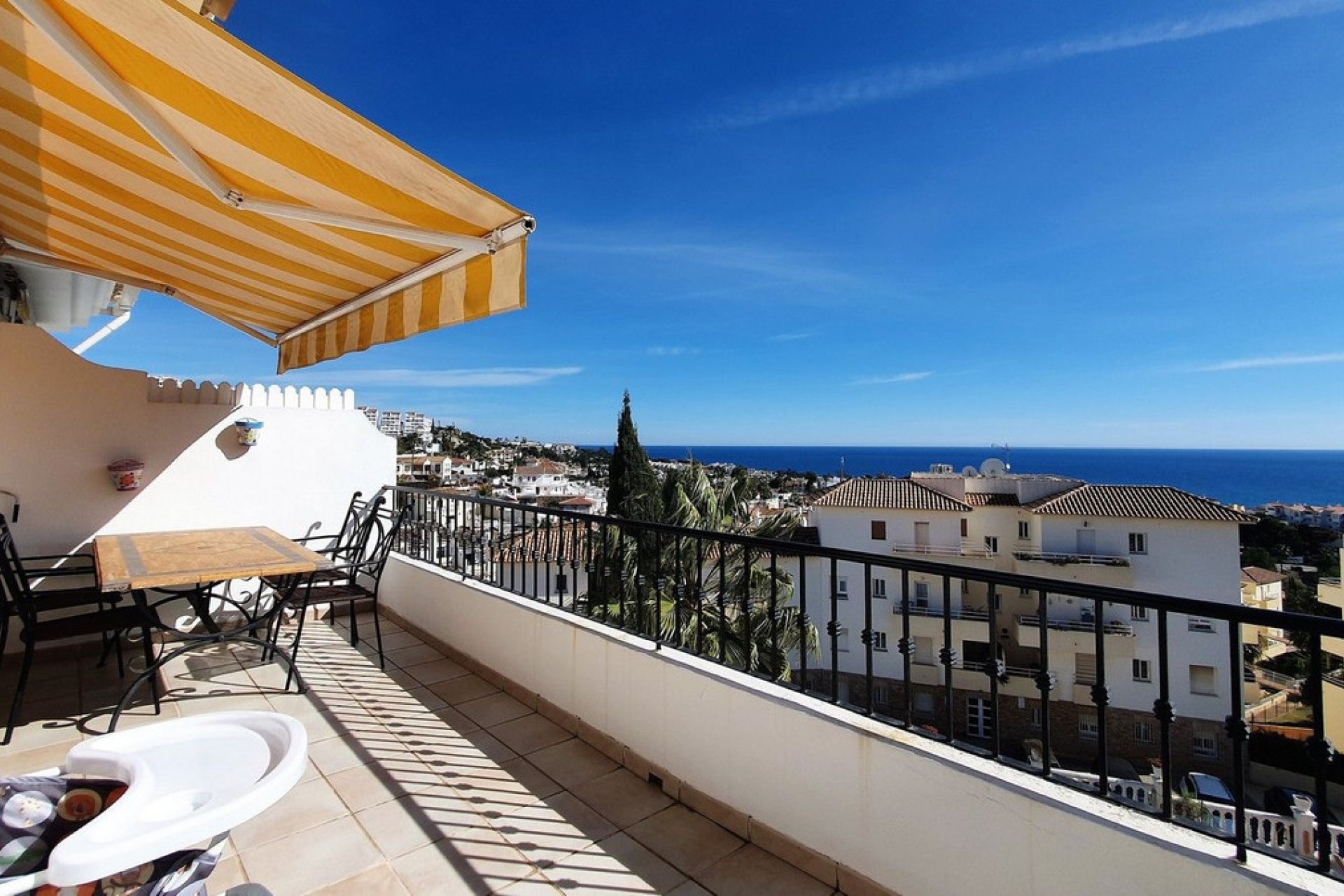 Resale - Apartment - Top Floor Apartment - Mijas - Riviera Del Sol