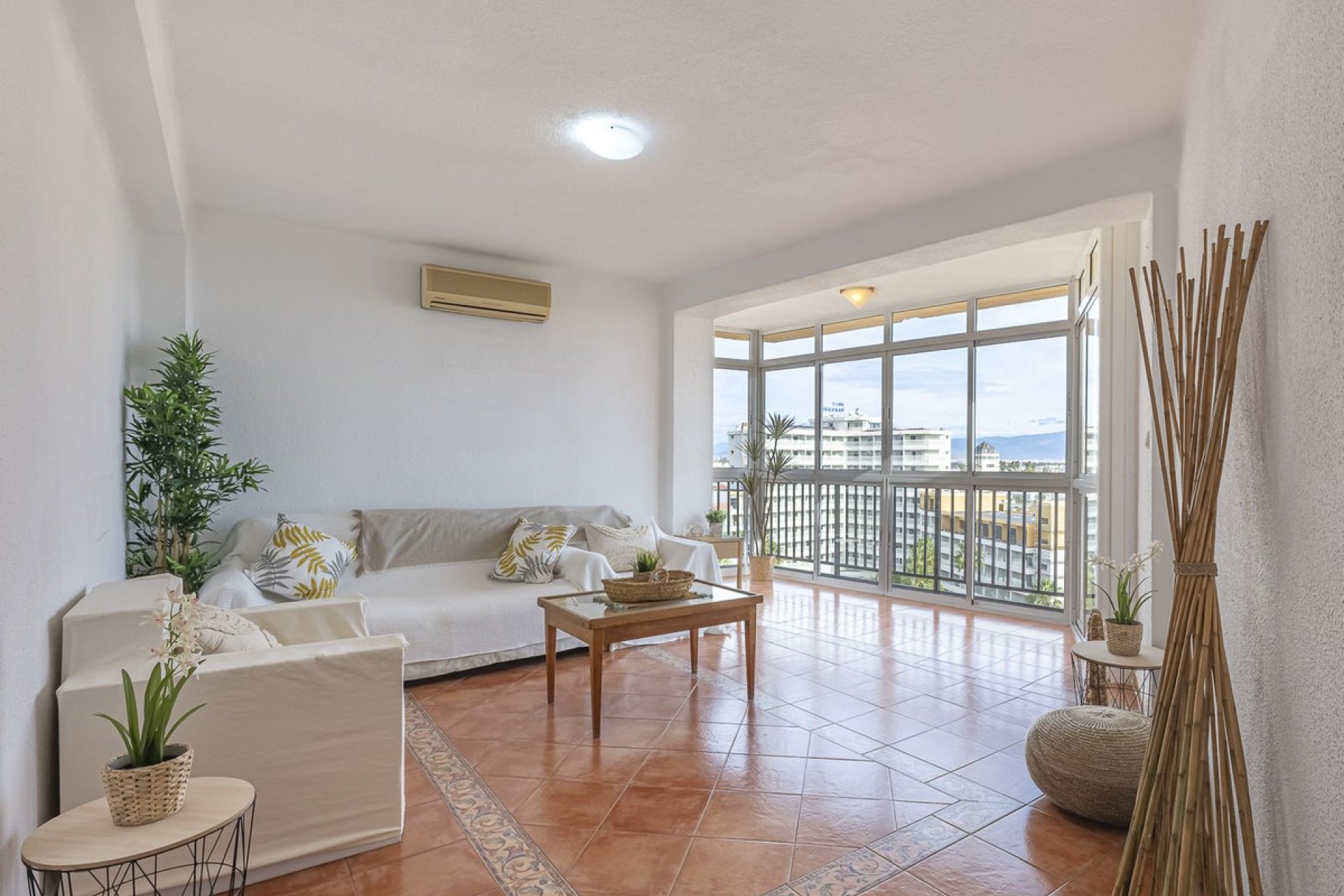 Resale - Apartment - Top Floor Apartment - Torremolinos - Playamar