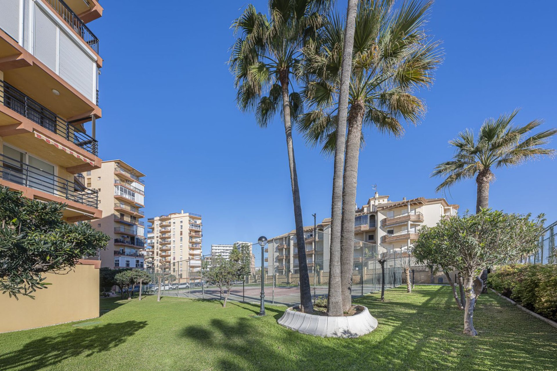 Resale - Apartment - Top Floor Apartment - Torremolinos - Playamar