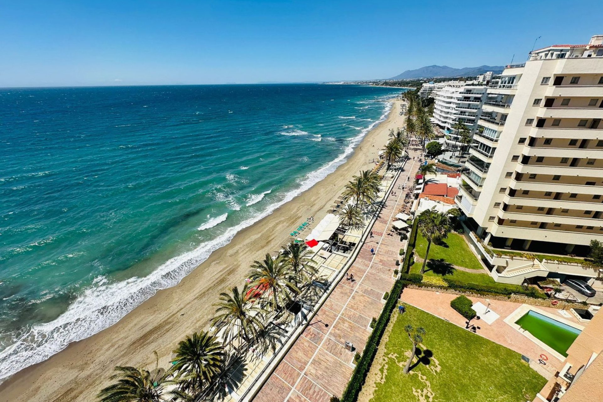 Resale - Apartment - Top Floor Studio - Marbella - Marbella Centro