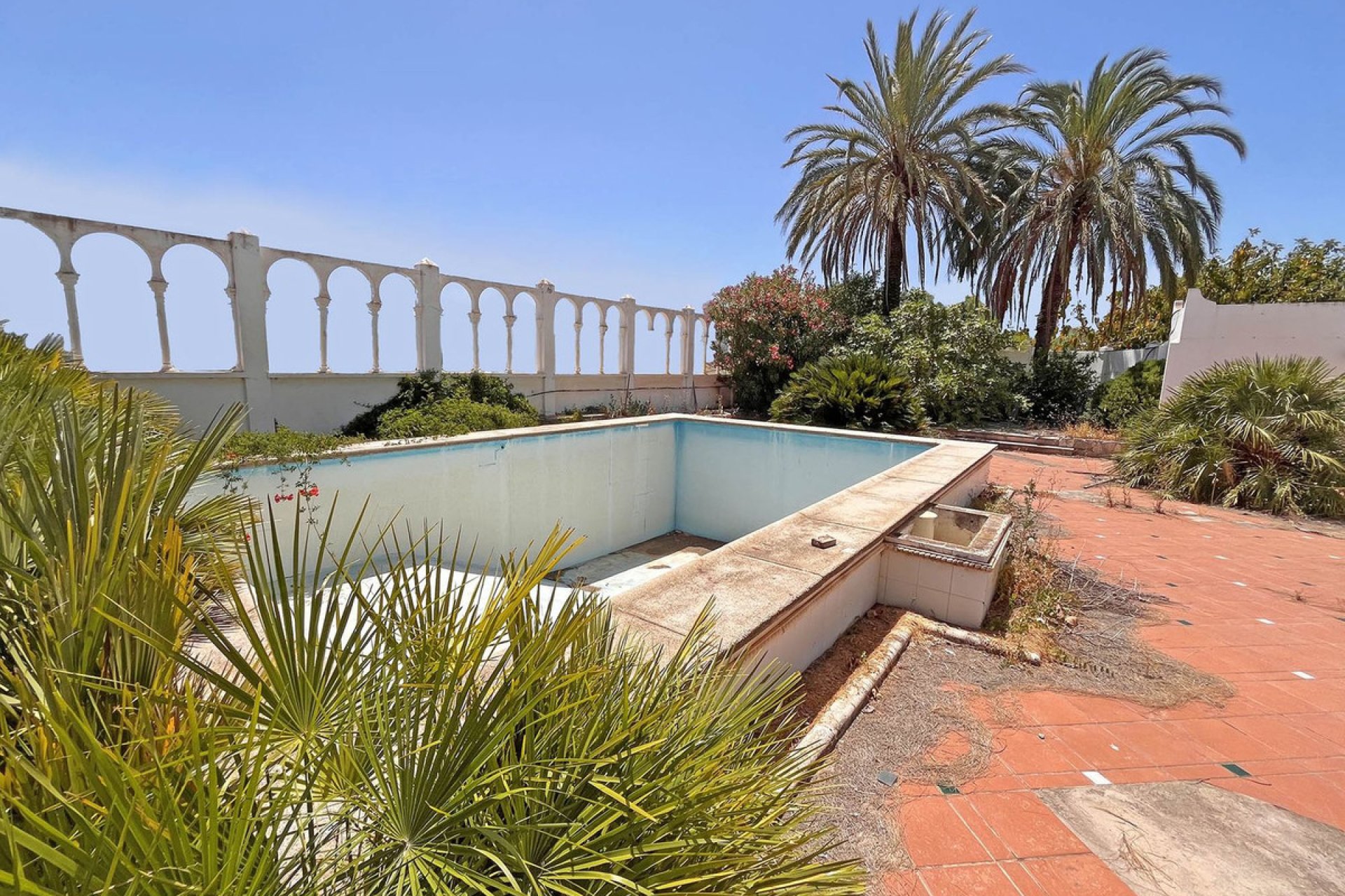 Resale - Commercial - Alhaurín de la Torre