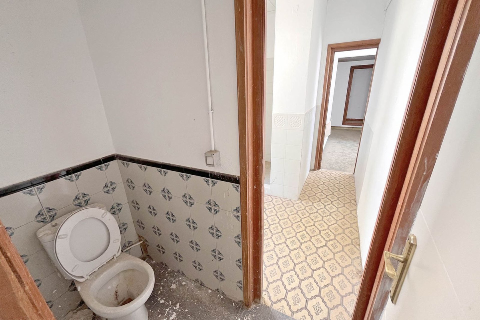 Resale - Commercial - Alhaurín de la Torre