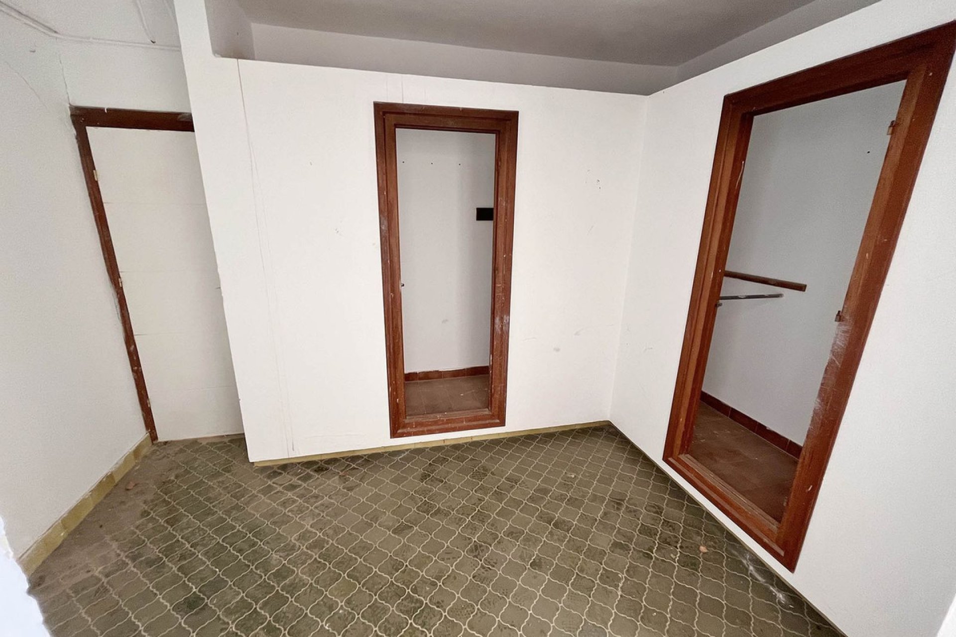 Resale - Commercial - Alhaurín de la Torre