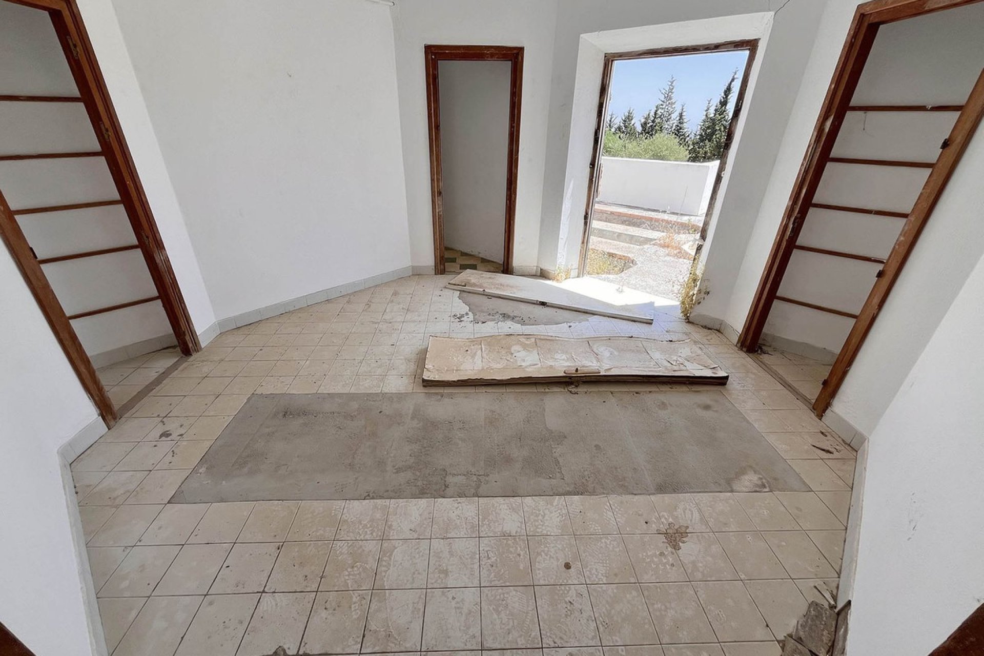 Resale - Commercial - Alhaurín de la Torre