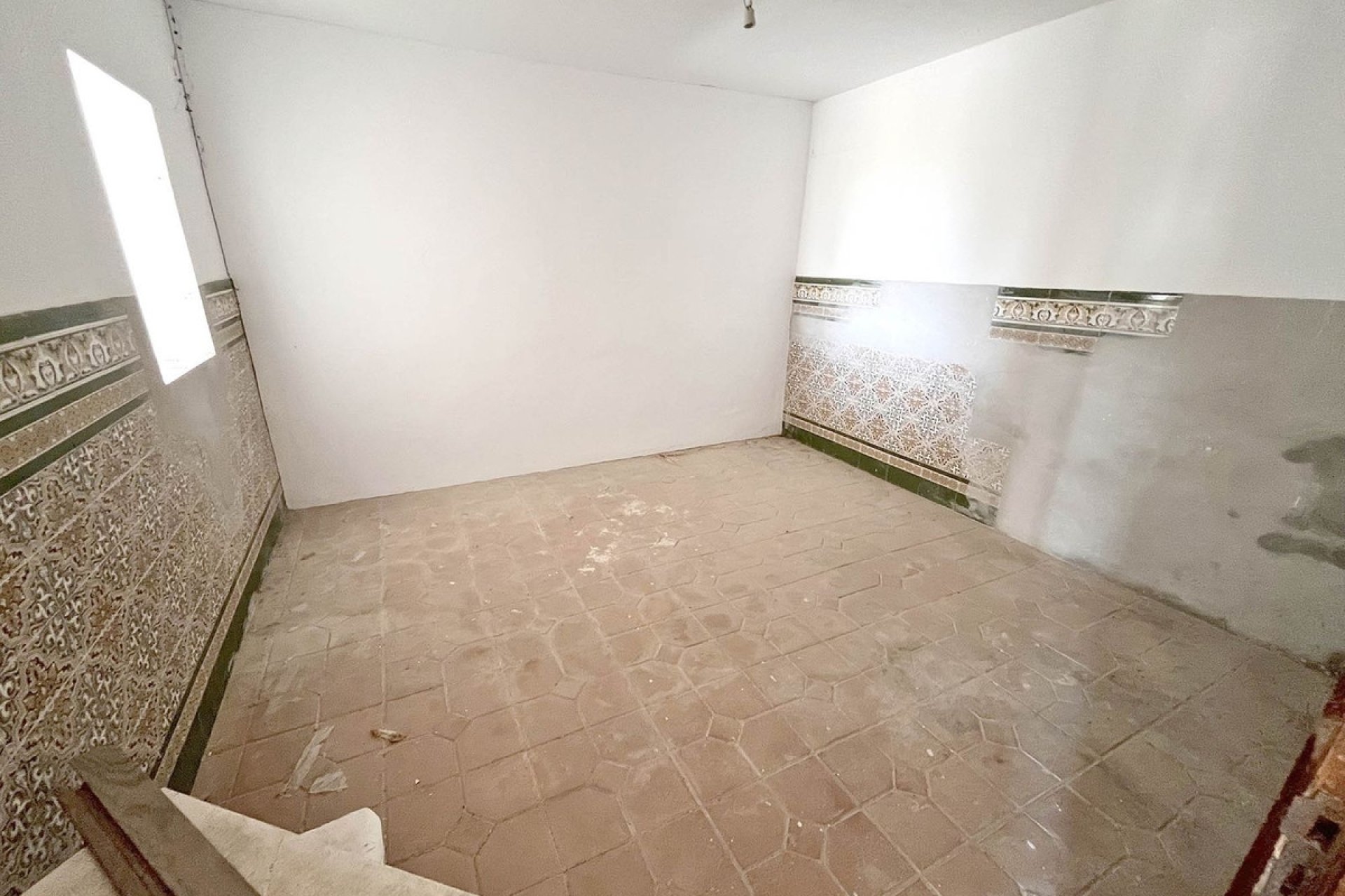 Resale - Commercial - Alhaurín de la Torre