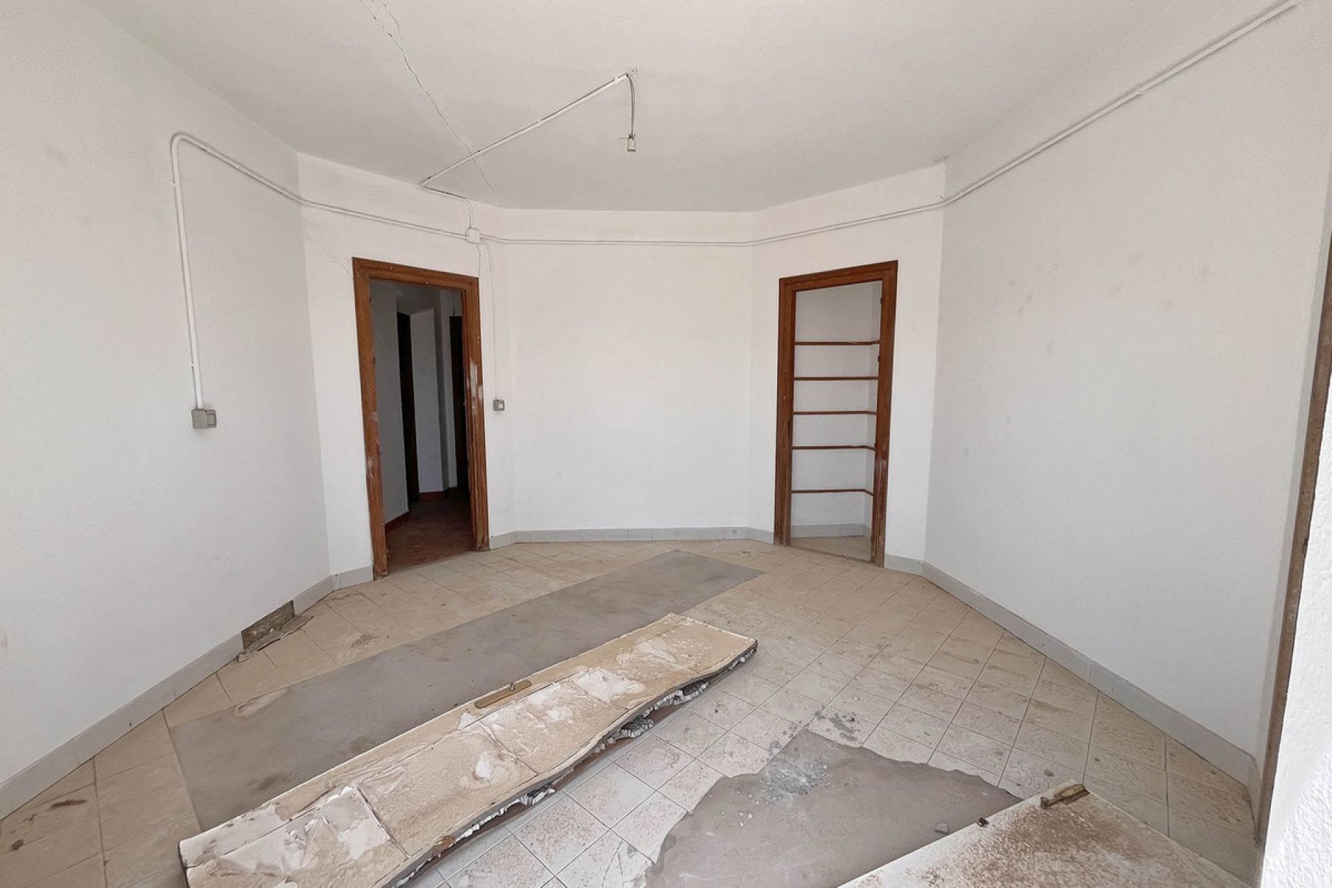 Resale - Commercial - Alhaurín de la Torre