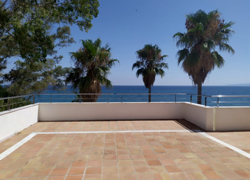 Resale - Commercial - Estepona
