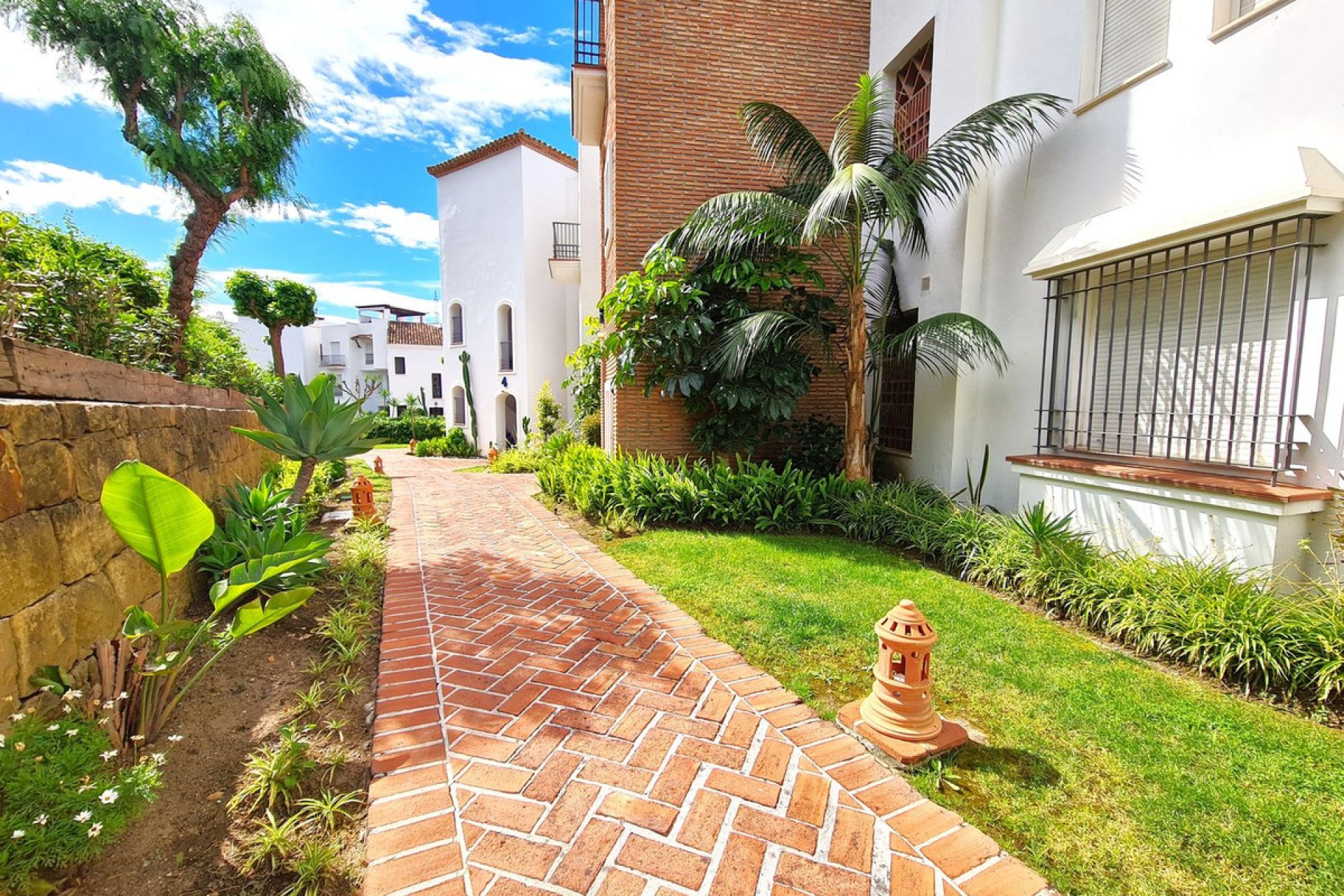 Resale - Ground floor apartment - Benahavís - Benahavís Centro
