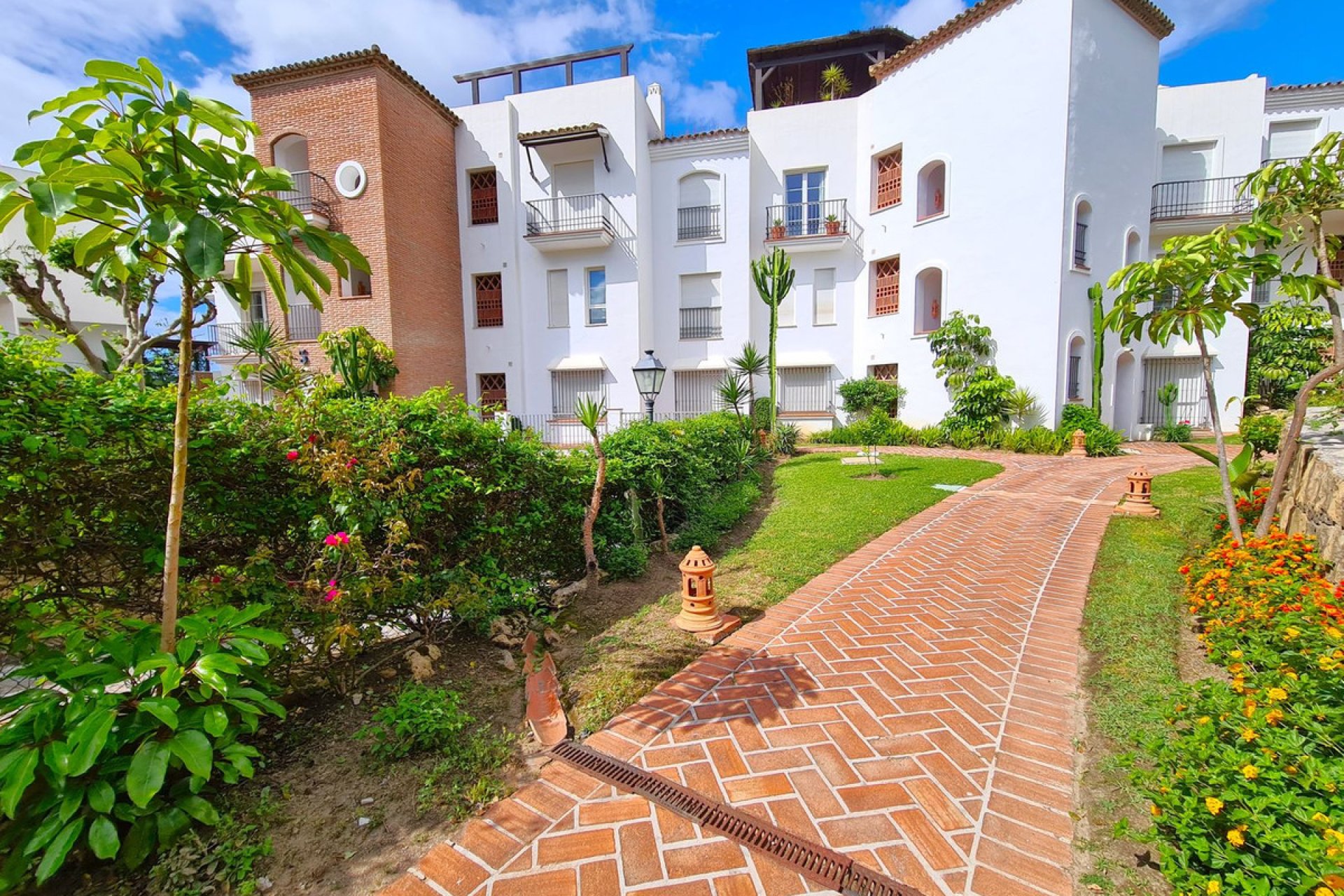 Resale - Ground floor apartment - Benahavís - Benahavís Centro