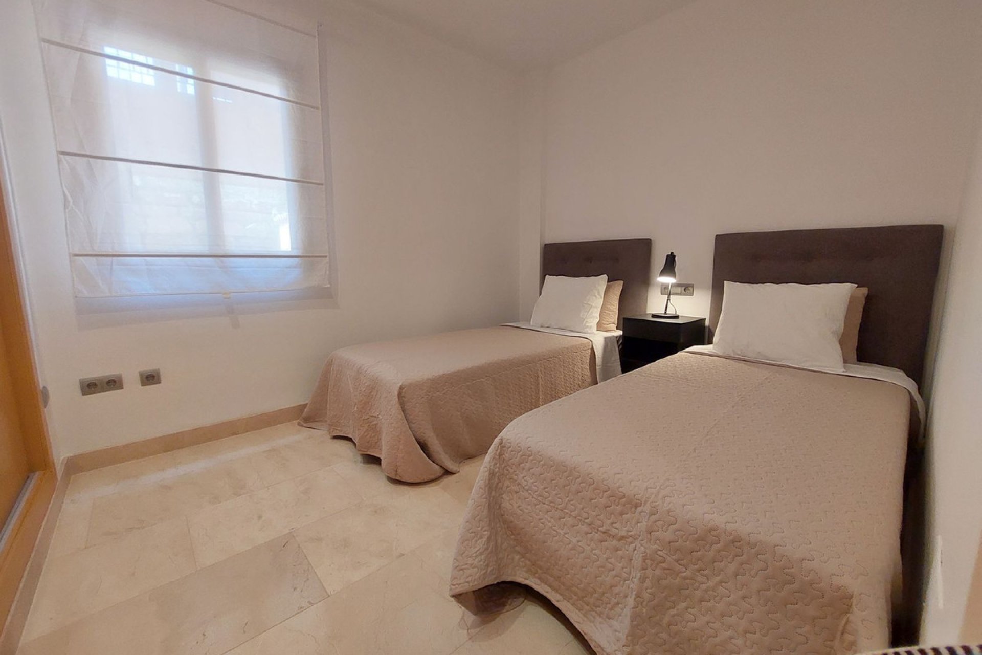 Resale - Ground floor apartment - Benahavís - Benahavís Centro
