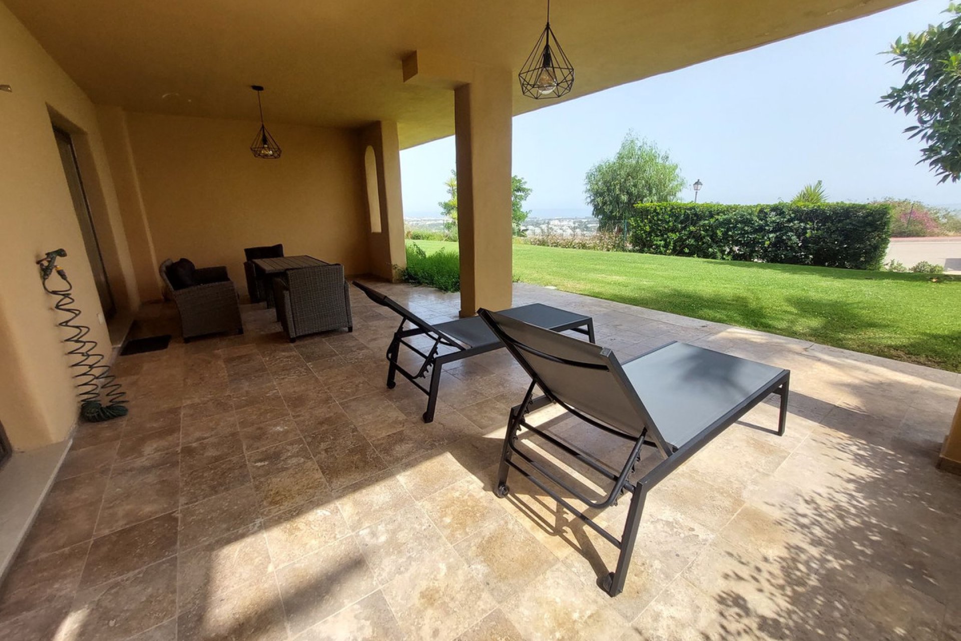 Resale - Ground floor apartment - Benahavís - Benahavís Centro