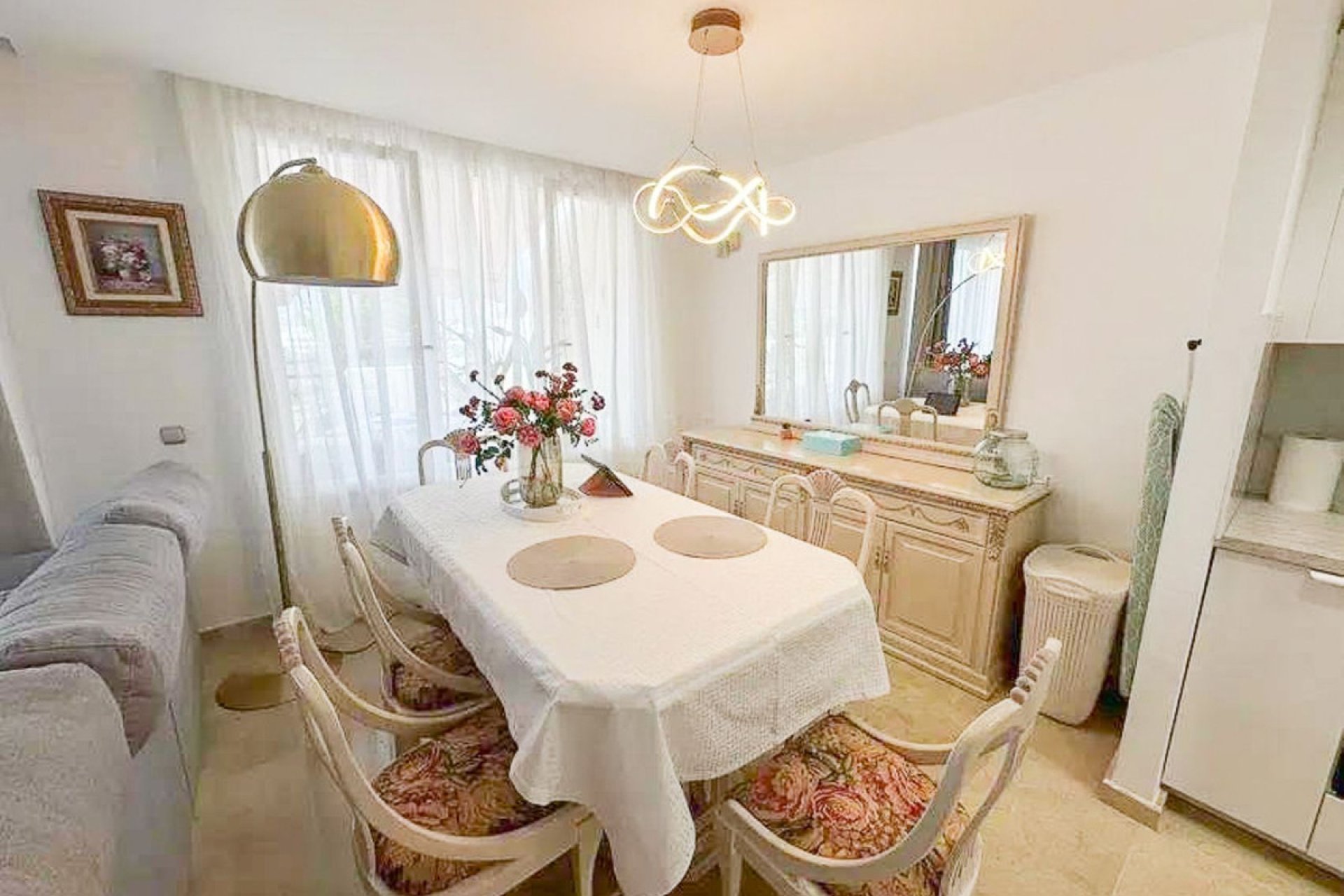 Resale - Ground floor apartment - Benahavís - Benahavís Centro