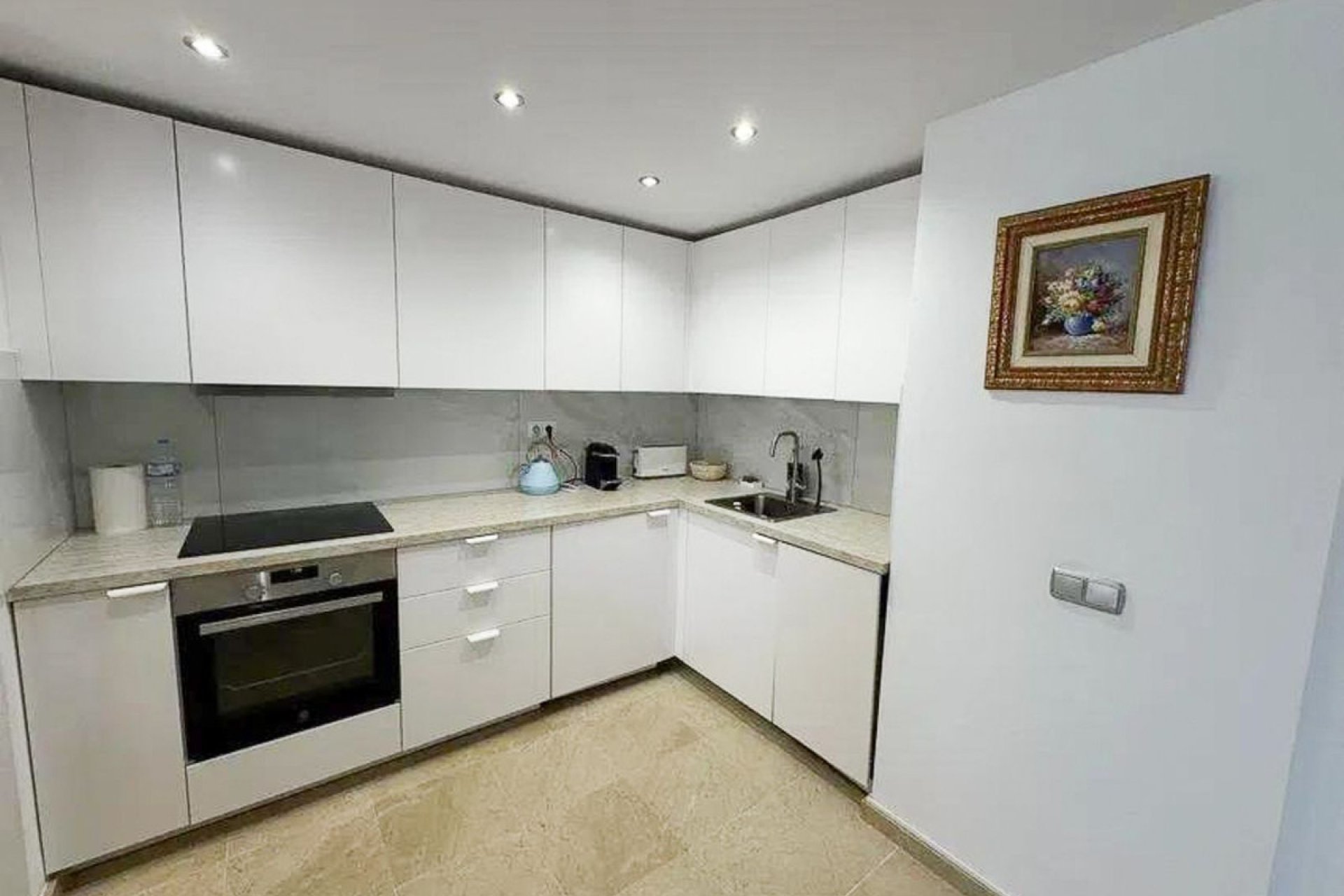 Resale - Ground floor apartment - Benahavís - Benahavís Centro