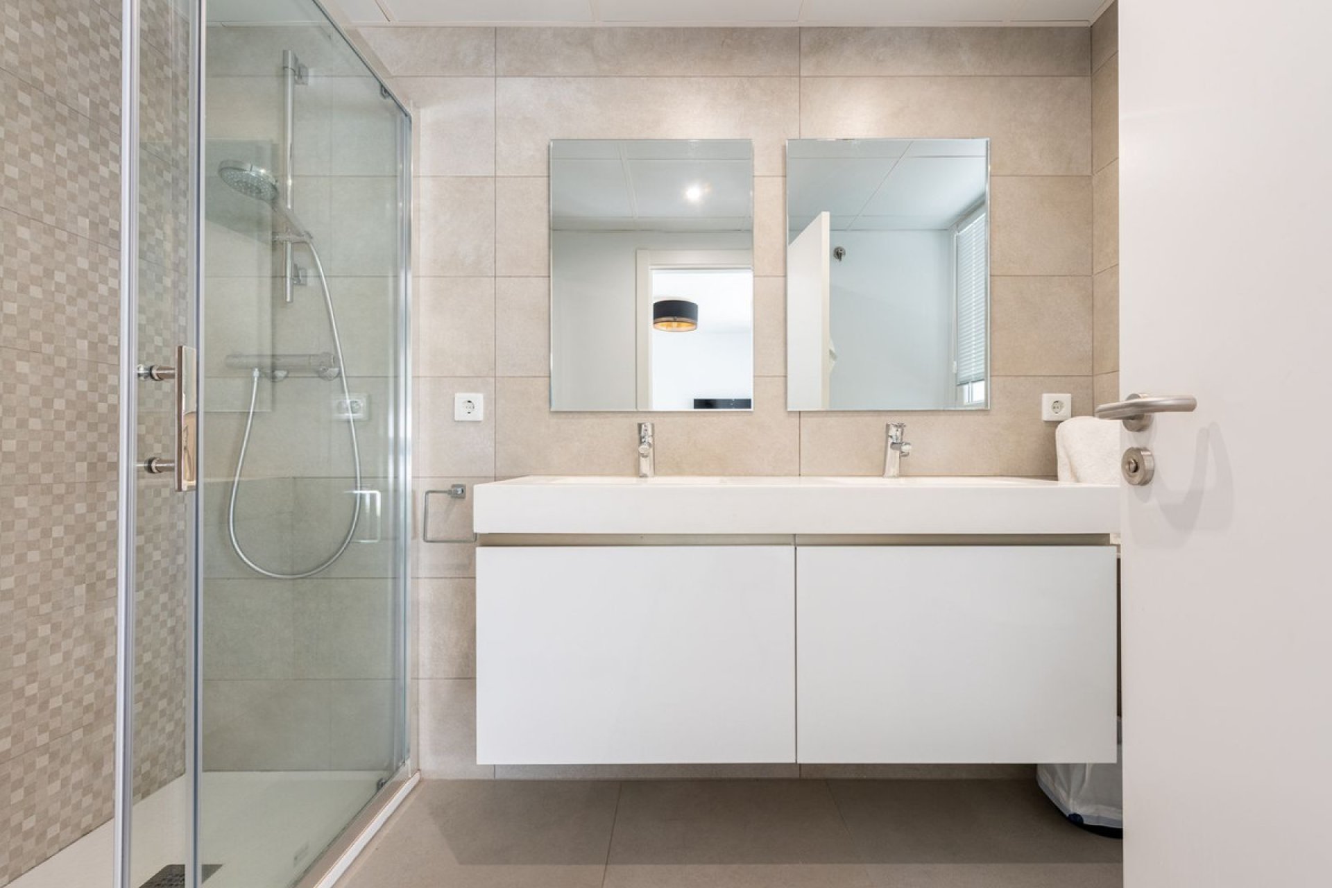 Resale - Ground floor apartment - Benahavís - Benahavís Centro