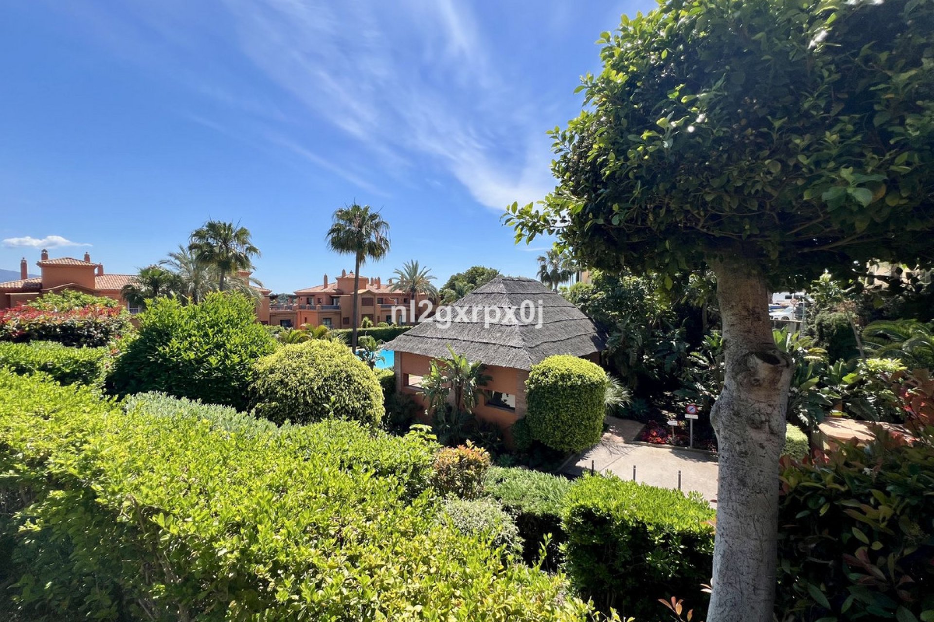 Resale - Ground floor apartment - Benahavís - Benahavís Centro