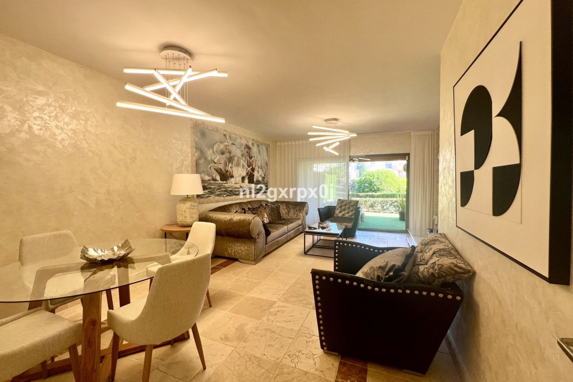 Resale - Ground floor apartment - Benahavís - Benahavís Centro