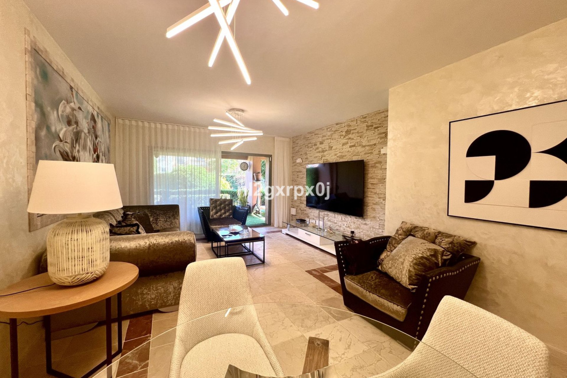 Resale - Ground floor apartment - Benahavís - Benahavís Centro