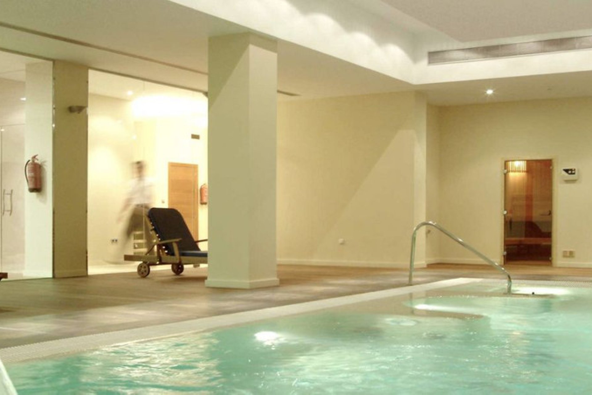 Resale - Ground floor apartment - Benahavís - Benahavís Centro