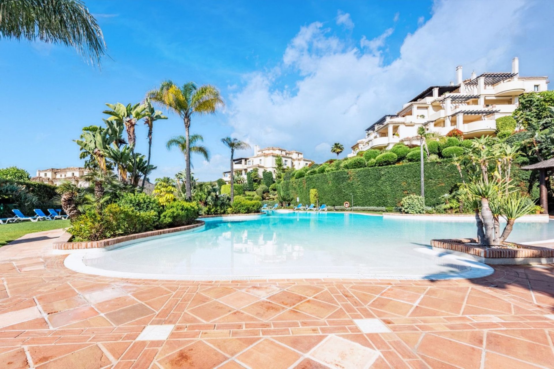 Resale - Ground floor apartment - Benahavís - Benahavís Centro